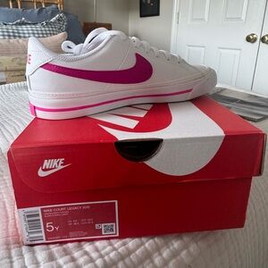 Nike Court Legacy GS White and Magenta Sneakers